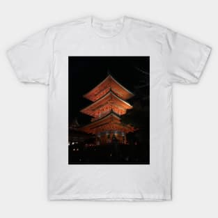 Temple in Kyoto, Japan at night T-Shirt